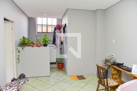 Casa à venda com 200m², 7 quartos e 2 vagasÁrea de Serviço