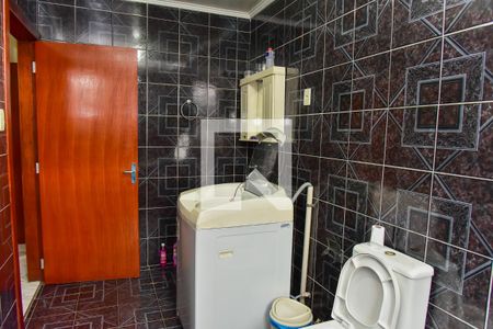 Casa à venda com 200m², 7 quartos e 2 vagasBanheiro da Suíte