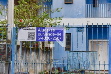 Casa à venda com 200m², 7 quartos e 2 vagasPlaca QA no portão