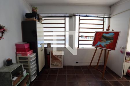 Casa à venda com 246m², 4 quartos e 3 vagasChurrasqueira