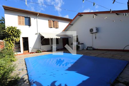 Casa à venda com 246m², 4 quartos e 3 vagasPátio