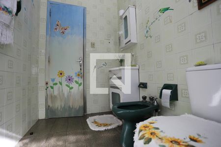 Casa à venda com 246m², 4 quartos e 3 vagasBanheiro