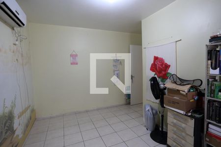 Casa à venda com 246m², 4 quartos e 3 vagasQuarto 2