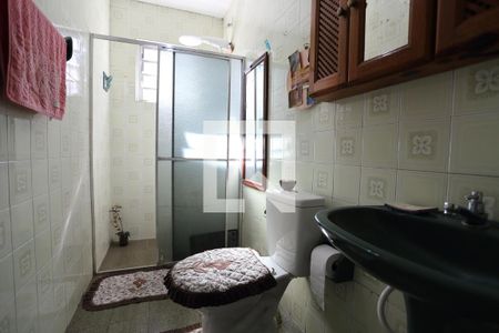 Casa à venda com 246m², 4 quartos e 3 vagasBanheiro da Suíte