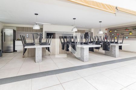 Apartamento à venda com 53m², 2 quartos e 1 vaga Apartamento à venda com 53m², 2 quartos e 1 vagaÁrea comum - Churrasqueira