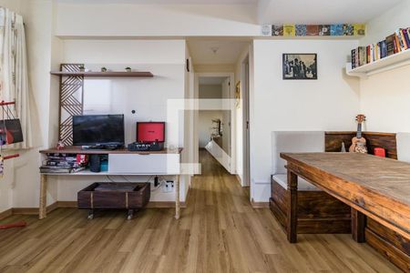 Sala de apartamento à venda com 2 quartos, 53m² em Azenha, Porto Alegre