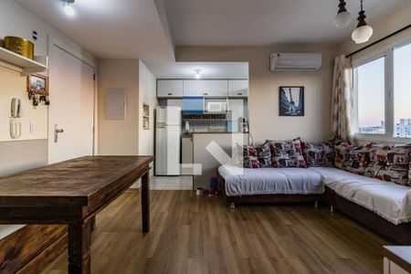 Sala de apartamento à venda com 2 quartos, 53m² em Azenha, Porto Alegre