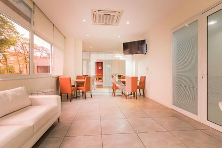 Apartamento à venda com 53m², 2 quartos e 1 vaga Apartamento à venda com 53m², 2 quartos e 1 vagaÁrea comum - Salão de festas