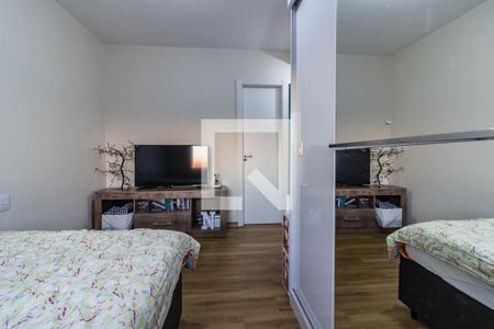 Dormitório de apartamento à venda com 2 quartos, 53m² em Azenha, Porto Alegre
