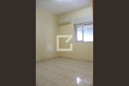 Quarto de apartamento para alugar com 1 quarto, 70m² em Itararé, São Vicente