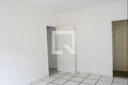 Sala de apartamento para alugar com 2 quartos, 80m² em Itapuã, Salvador