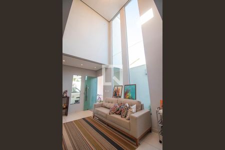 Sala de casa à venda com 4 quartos, 289m² em Setor Jaó, Goiânia