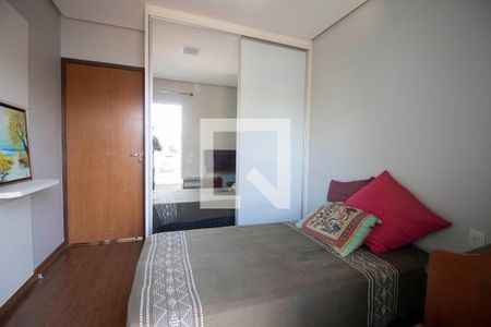 Casa à venda com 289m², 4 quartos e 4 vagasSuíte americana 4