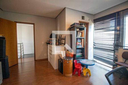 Casa à venda com 289m², 4 quartos e 4 vagasSuíte americana 3