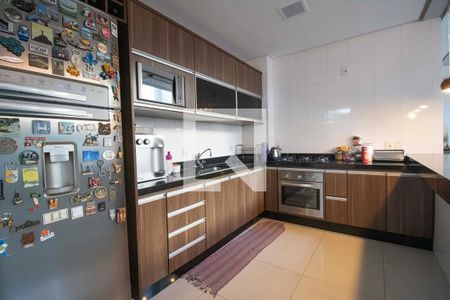 Casa à venda com 289m², 4 quartos e 4 vagasCozinha