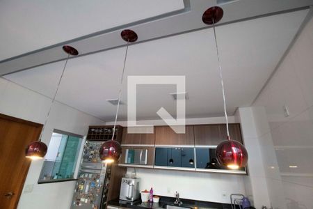 Casa à venda com 289m², 4 quartos e 4 vagasCozinha