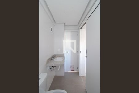 Banheiro de apartamento à venda com 2 quartos, 136m² em Menino Deus, Porto Alegre