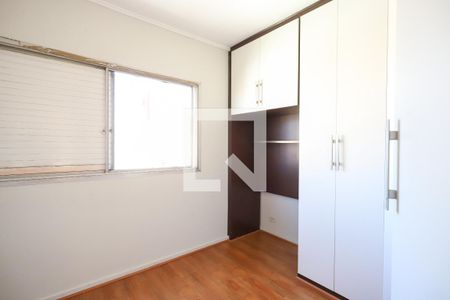 Quarto 2 de apartamento para alugar com 2 quartos, 66m² em Vila Pauliceia, São Paulo