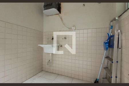 Lavanderia de casa para alugar com 3 quartos, 200m² em Vila Valparaiso, Santo André