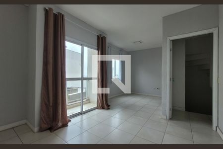 Sala de casa para alugar com 3 quartos, 200m² em Vila Valparaiso, Santo André