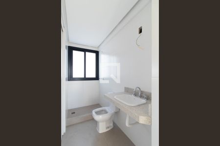 Banheiro de apartamento à venda com 2 quartos, 151m² em Menino Deus, Porto Alegre