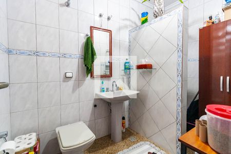 Casa à venda com 200m², 3 quartos e 2 vagasBanheiro 2