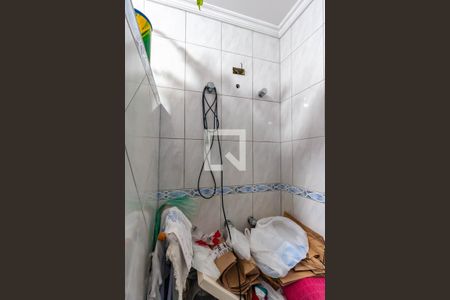 Casa à venda com 200m², 3 quartos e 2 vagasBanheiro 2