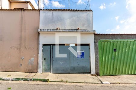 Casa à venda com 200m², 3 quartos e 2 vagasFachada