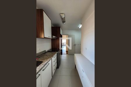 Apartamento à venda com 99m², 2 quartos e 2 vagasCozinha