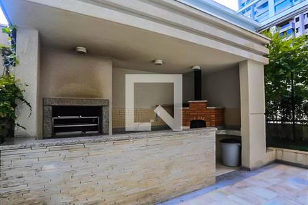 Apartamento à venda com 99m², 2 quartos e 2 vagasChurrasqueira