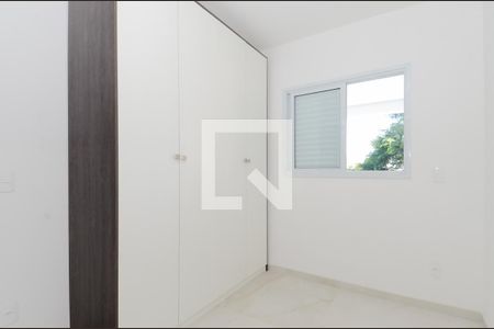Quarto de apartamento à venda com 1 quarto, 34m² em Vila Galvão, Guarulhos