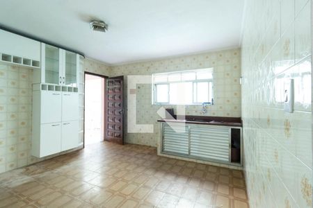 Casa à venda com 114m², 3 quartos e 2 vagasCozinha