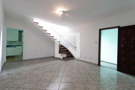 Casa à venda com 114m², 3 quartos e 2 vagasSala