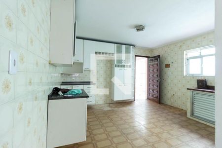 Casa à venda com 114m², 3 quartos e 2 vagasCozinha