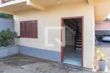 Casa para alugar com 120m², 2 quartos e 1 vaga Casa para alugar com 120m², 2 quartos e 1 vagaFachada