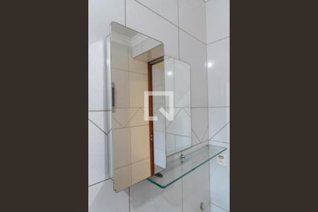 Casa para alugar com 120m², 2 quartos e 1 vaga Casa para alugar com 120m², 2 quartos e 1 vagaBanheiro 2