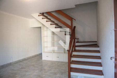 Sala de casa para alugar com 2 quartos, 120m² em Jardim Monte Libano, Campinas