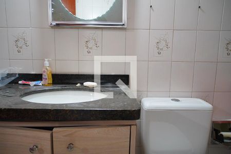 Banheiro de apartamento à venda com 2 quartos, 200m² em Petrópolis, Porto Alegre