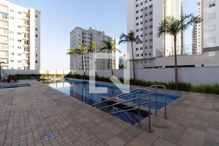 Apartamento à venda com 43m², 2 quartos e sem vagaÁrea comum - Piscina