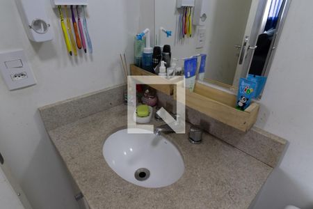 Apartamento à venda com 43m², 2 quartos e sem vagaBanheiro