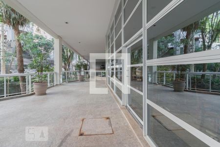 Apartamento à venda com 201m², 3 quartos e 3 vagas Apartamento à venda com 201m², 3 quartos e 3 vagasÁrea comum