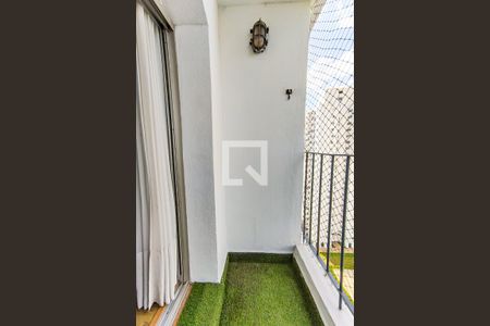 Varanda de apartamento para alugar com 3 quartos, 76m² em Vila Suzana, São Paulo