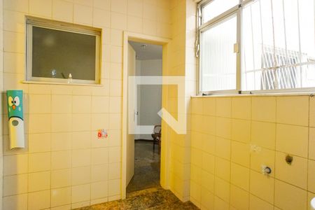 Apartamento à venda com 227m², 4 quartos e 2 vagasÁrea de Serviço