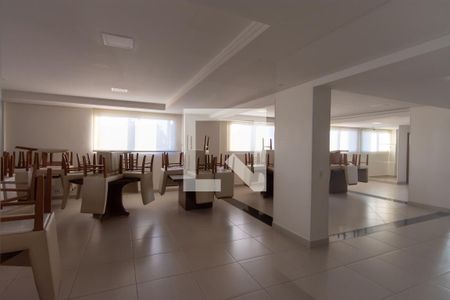 Apartamento para alugar com 68m², 2 quartos e 1 vagaÁrea comum - Salão de festas 2