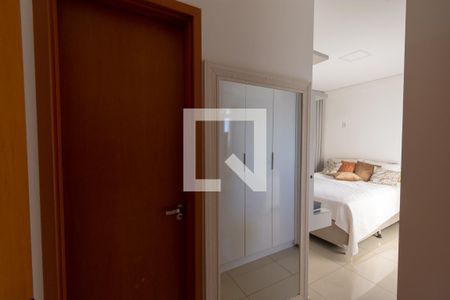 Apartamento para alugar com 68m², 2 quartos e 1 vagaSuíte