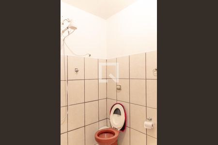Casa à venda com 311m², 2 quartos e 1 vaga Casa à venda com 311m², 2 quartos e 1 vagaBanheiro