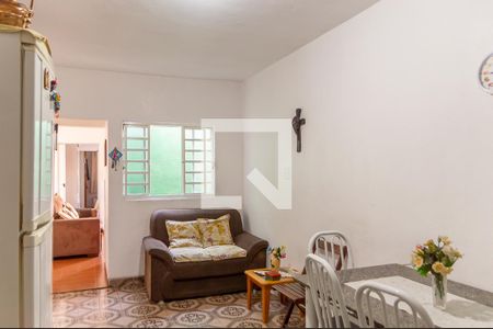 Casa à venda com 311m², 2 quartos e 1 vaga Casa à venda com 311m², 2 quartos e 1 vagaCozinha