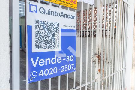 Casa à venda com 311m², 2 quartos e 1 vaga Casa à venda com 311m², 2 quartos e 1 vagaPlaca