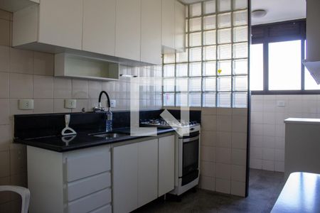 Apartamento para alugar com 77m², 3 quartos e 2 vagasCozinha