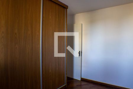 Apartamento para alugar com 77m², 3 quartos e 2 vagasQuarto 2